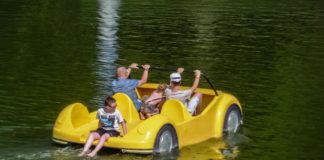 Boat and pedal rentals under the National Theatre