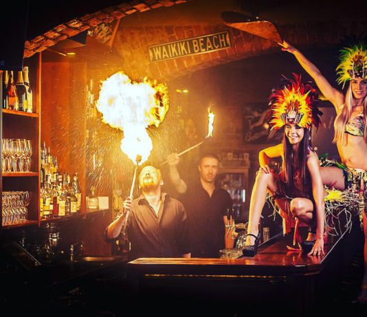 Aloha Wave Lounge - Aloha bar Prague