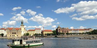 Prague river cruises: How to enjoy many sights
